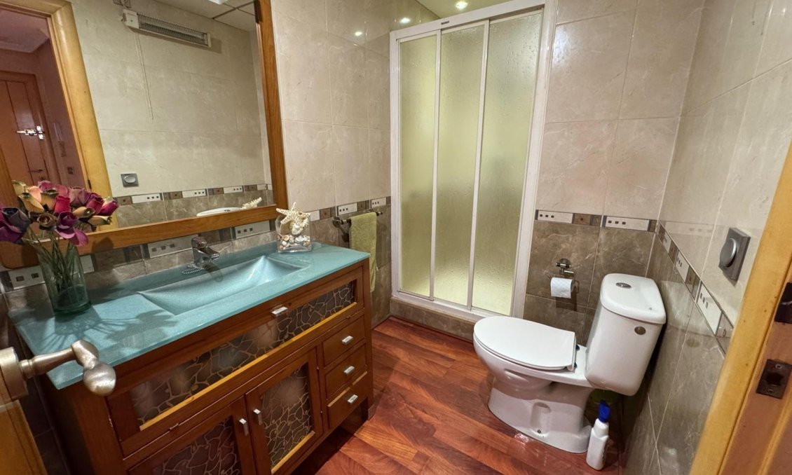 Wiederverkauf - Villa -
Torrevieja - Zona Los Frutales