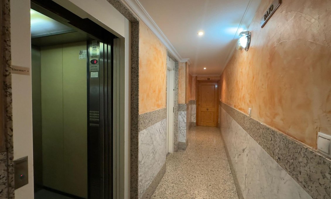 Wiederverkauf - Wohnung -
Torrevieja - Acequion