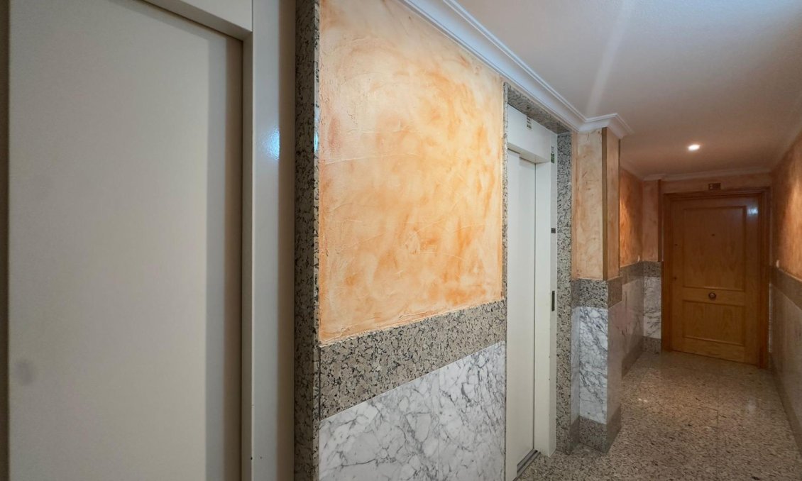 Wiederverkauf - Wohnung -
Torrevieja - Acequion
