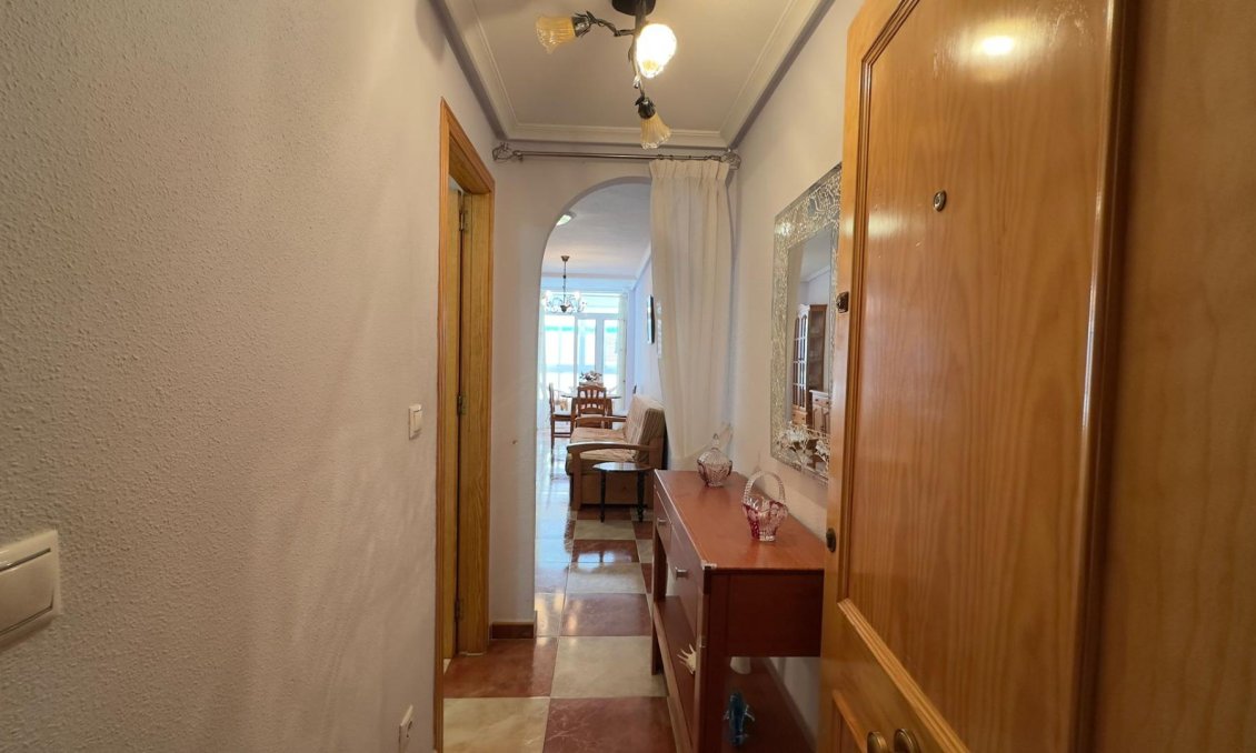 Wiederverkauf - Wohnung -
Torrevieja - Acequion