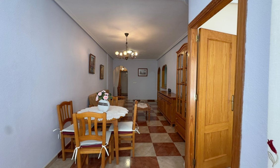 Wiederverkauf - Wohnung -
Torrevieja - Acequion