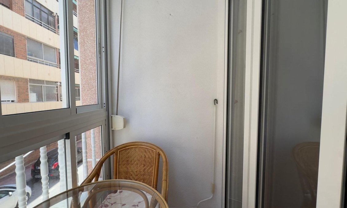 Wiederverkauf - Wohnung -
Torrevieja - Acequion