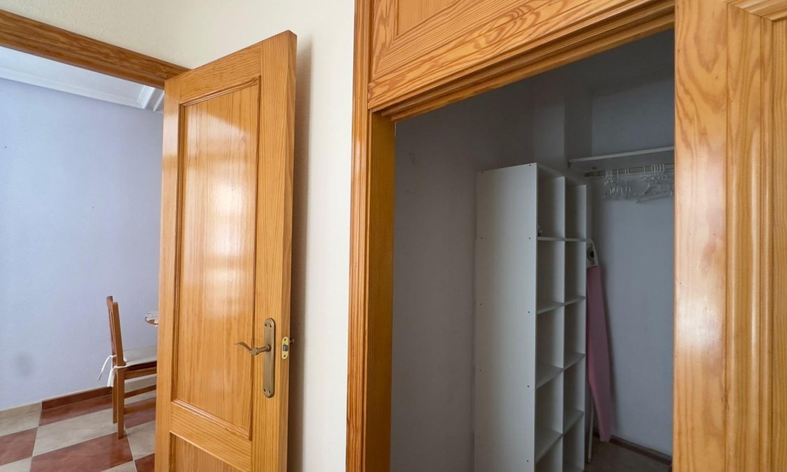 Wiederverkauf - Wohnung -
Torrevieja - Acequion