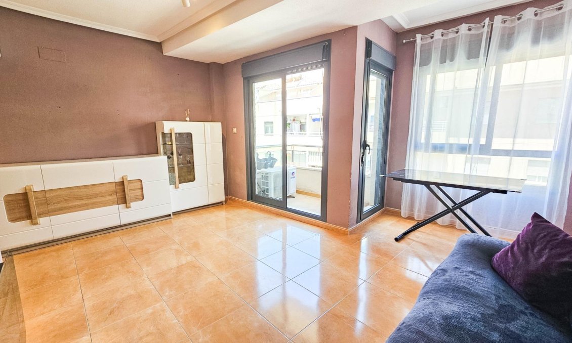 Wiederverkauf - Wohnung -
Torrevieja - PARQUE DE LAS NACIONES
