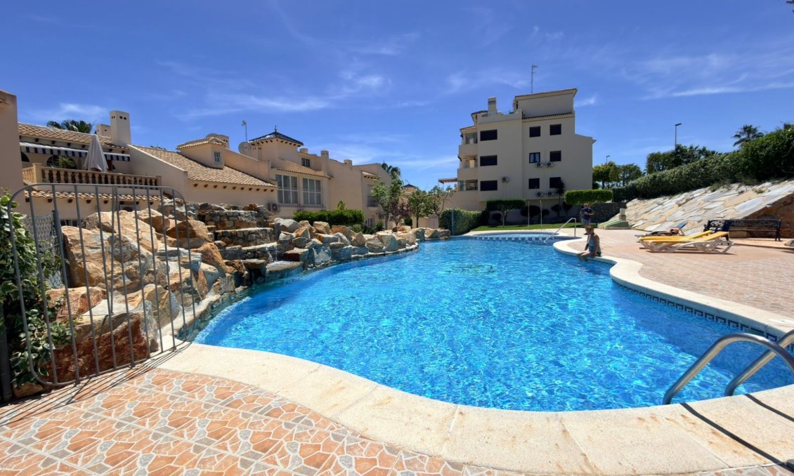 Resale - Villa -
Las Ramblas Golf - Inland