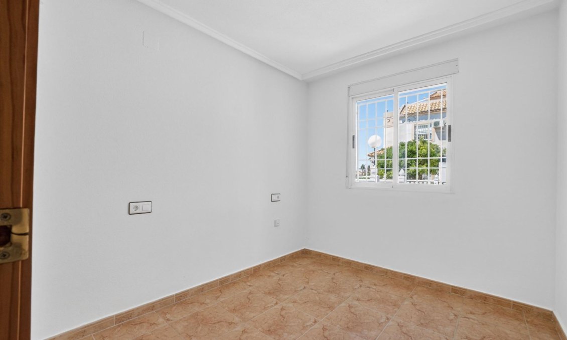 Wiederverkauf - Wohnung -
Torrevieja - El Limonar