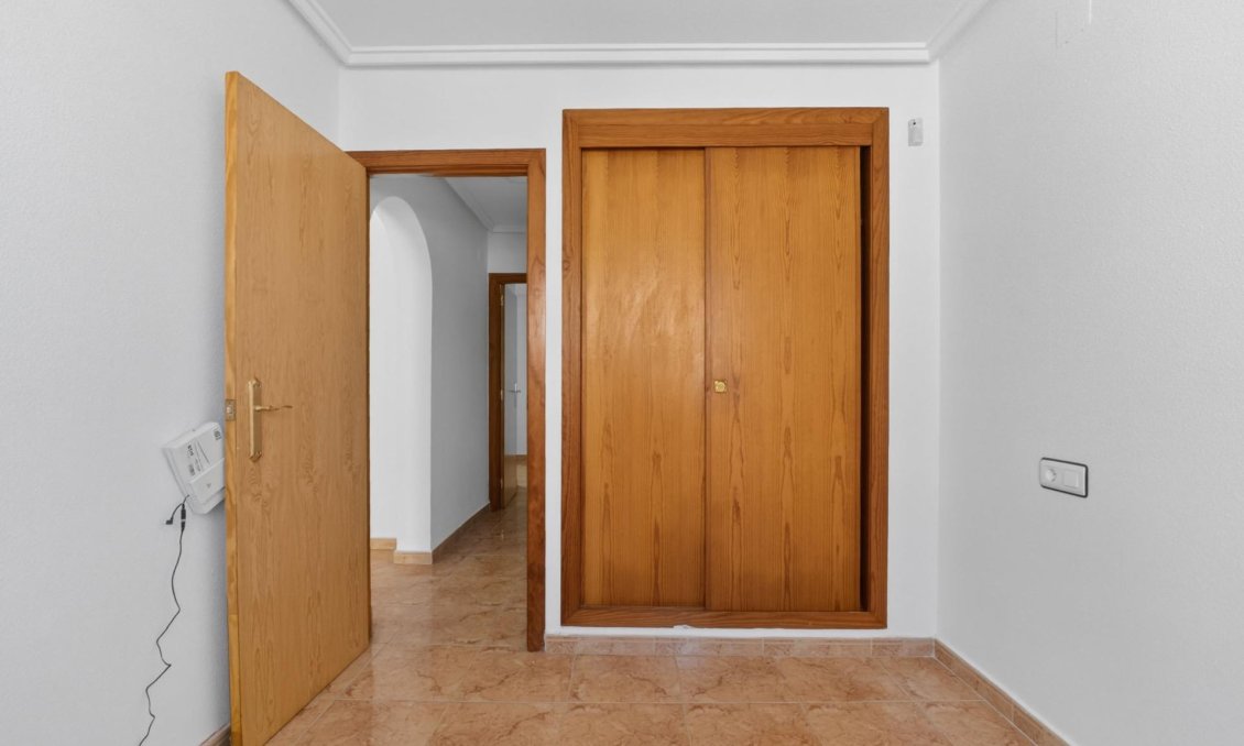 Wiederverkauf - Wohnung -
Torrevieja - El Limonar