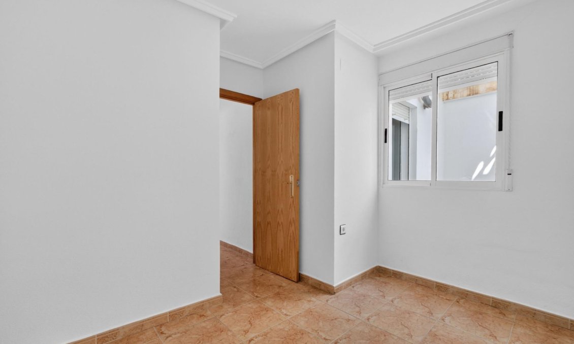 Wiederverkauf - Wohnung -
Torrevieja - El Limonar