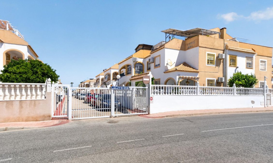 Wiederverkauf - Wohnung -
Torrevieja - El Limonar