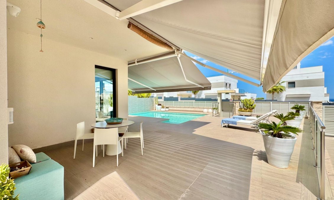 Wiederverkauf - Villa -
San Miguel de Salinas - Bellavista