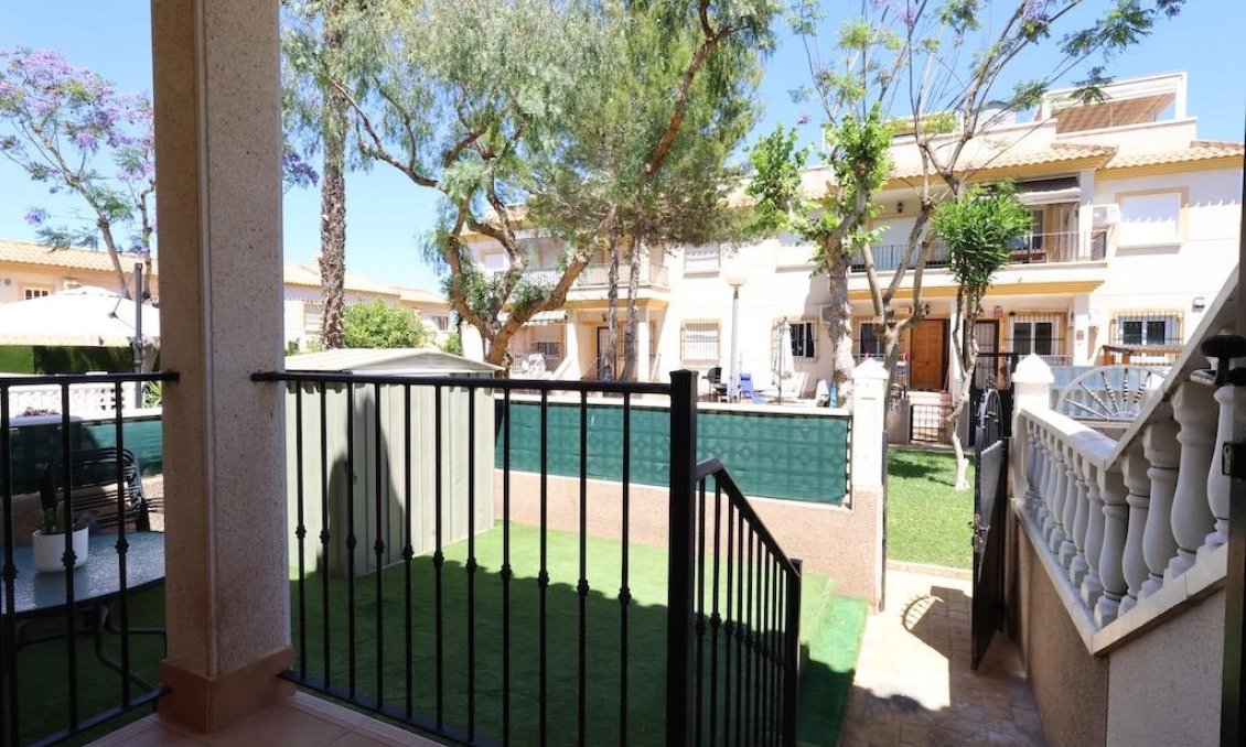 Használt Ingatlanok - Bungaló -
Orihuela Costa - Costa Blanca