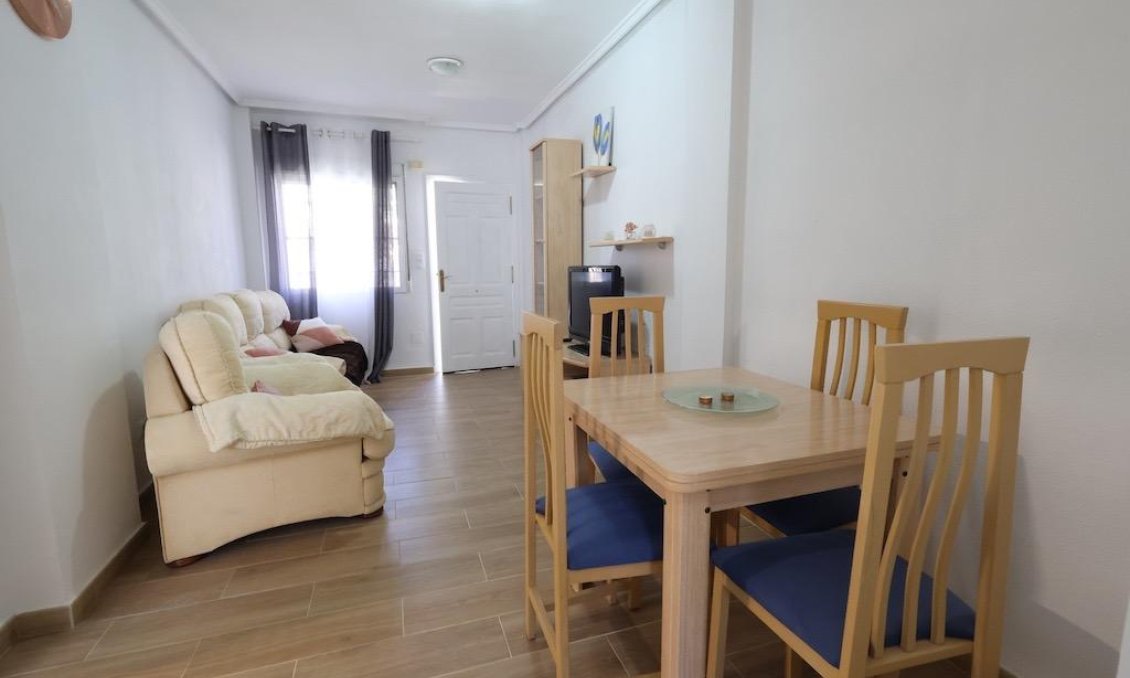 Használt Ingatlanok - Bungaló -
Orihuela Costa - Costa Blanca