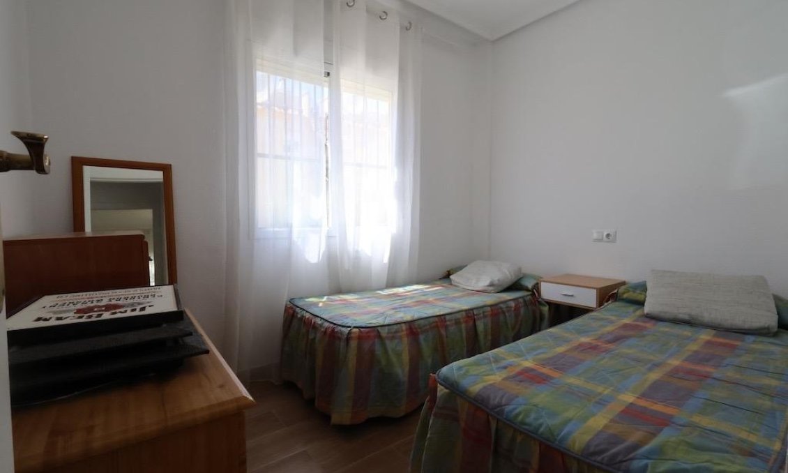 Használt Ingatlanok - Bungaló -
Orihuela Costa - Costa Blanca
