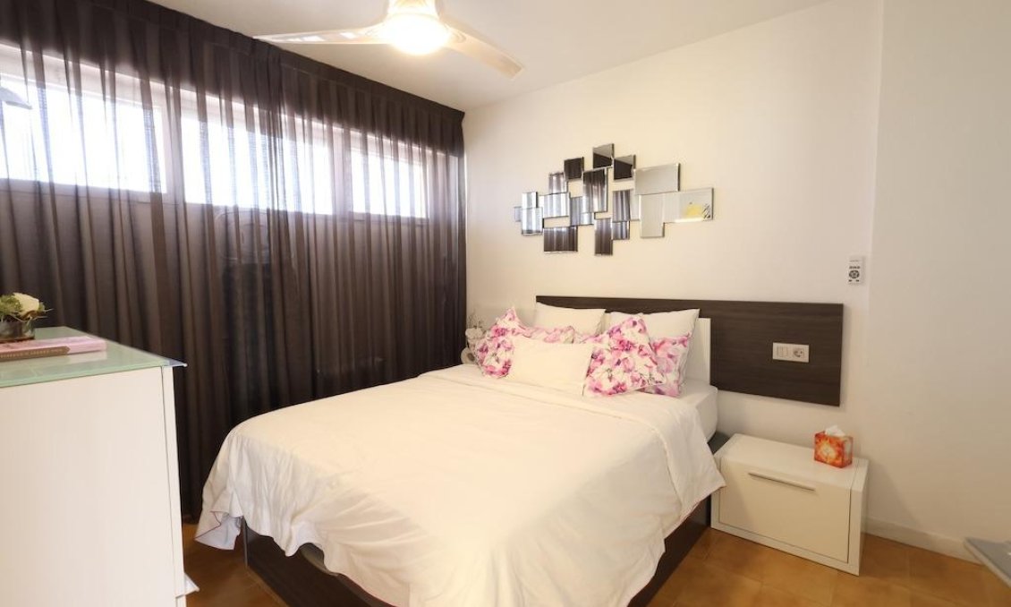 Wiederverkauf - Wohnung -
Torrevieja - Costa Blanca