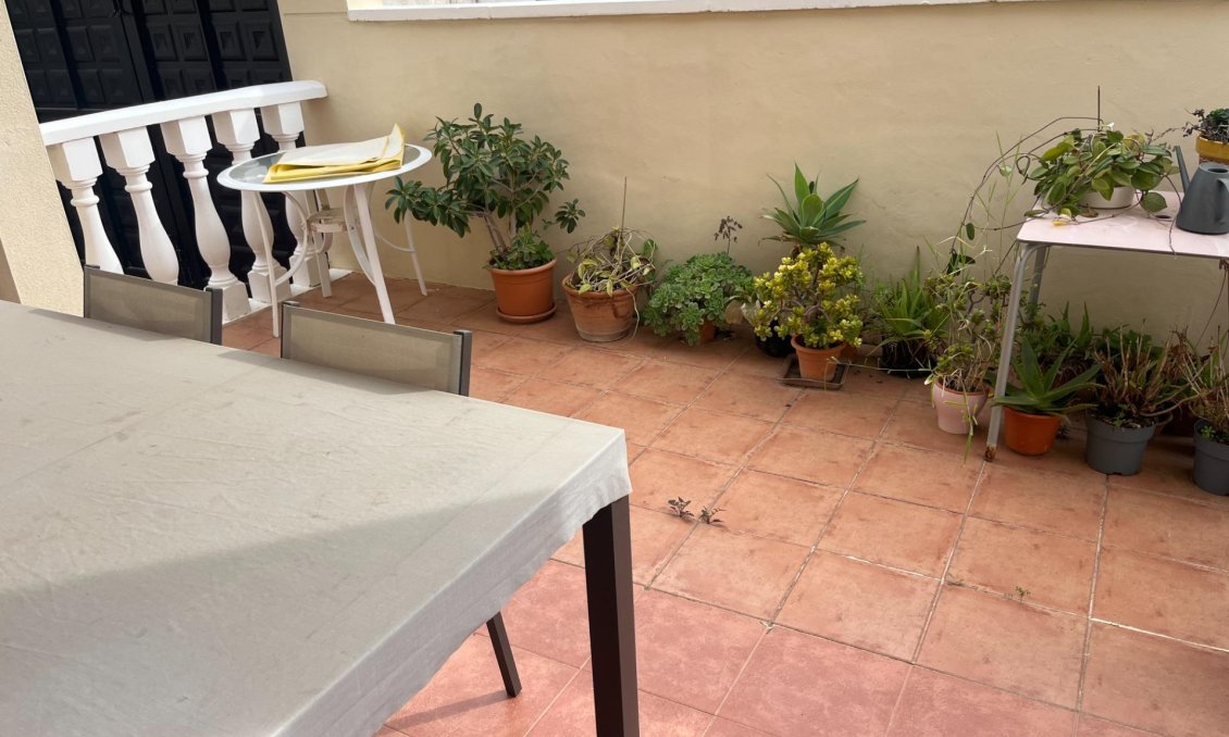 Resale - Duplex -
San Miguel de Salinas - Las Filipinas