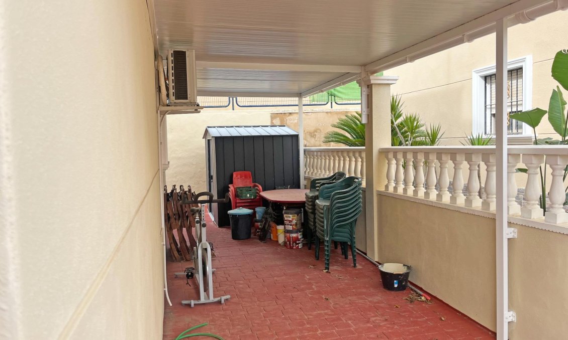 Resale - Duplex -
San Miguel de Salinas - Las Filipinas