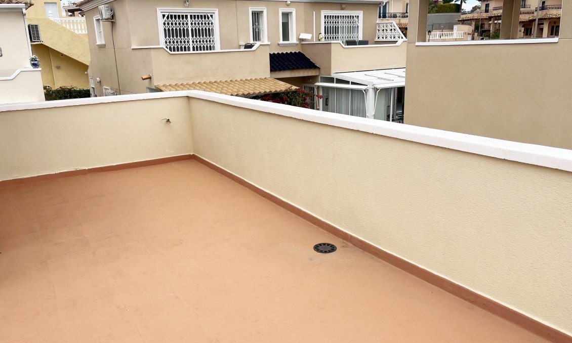 Resale - Duplex -
San Miguel de Salinas - Las Filipinas