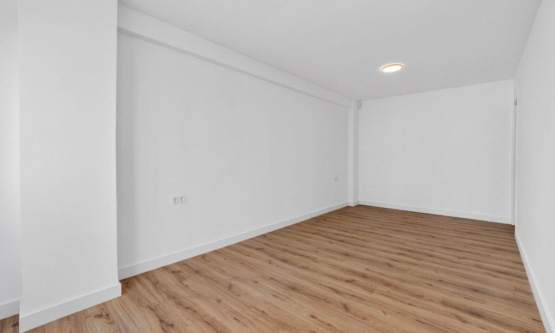 Wiederverkauf - Wohnung -
Torrevieja - Centro