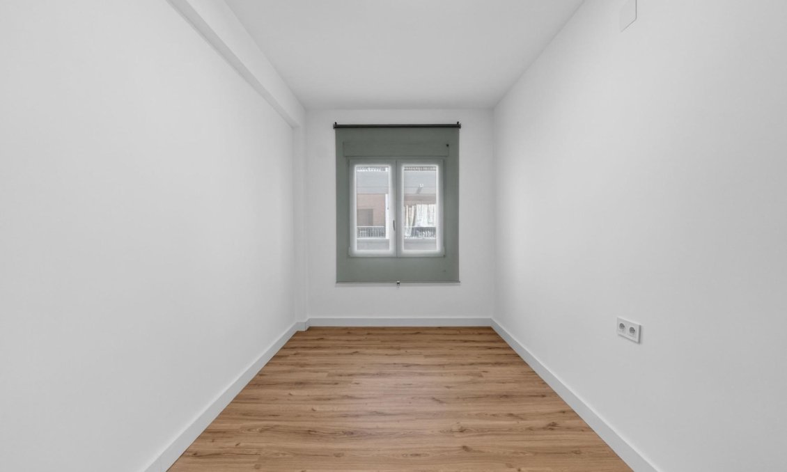 Wiederverkauf - Wohnung -
Torrevieja - Centro