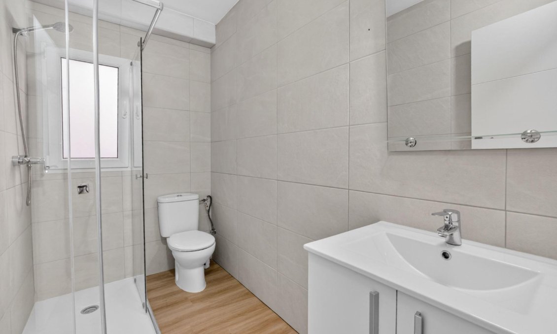 Wiederverkauf - Wohnung -
Torrevieja - Centro