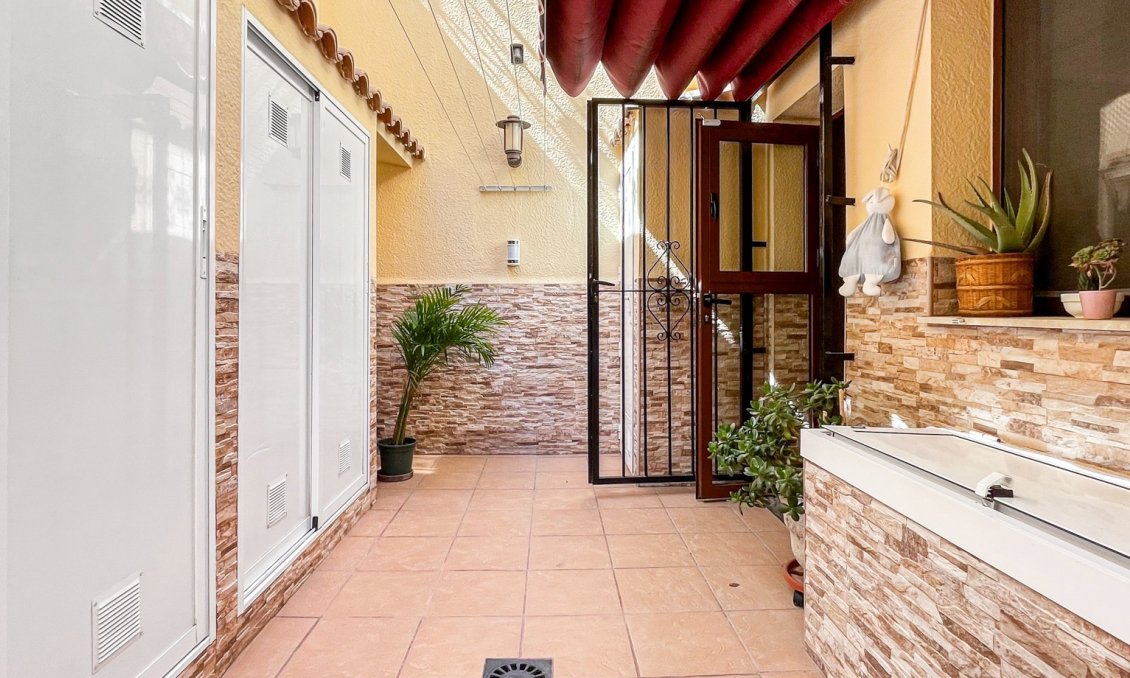 Resale - Townhouse -
Torrevieja - Costa Blanca