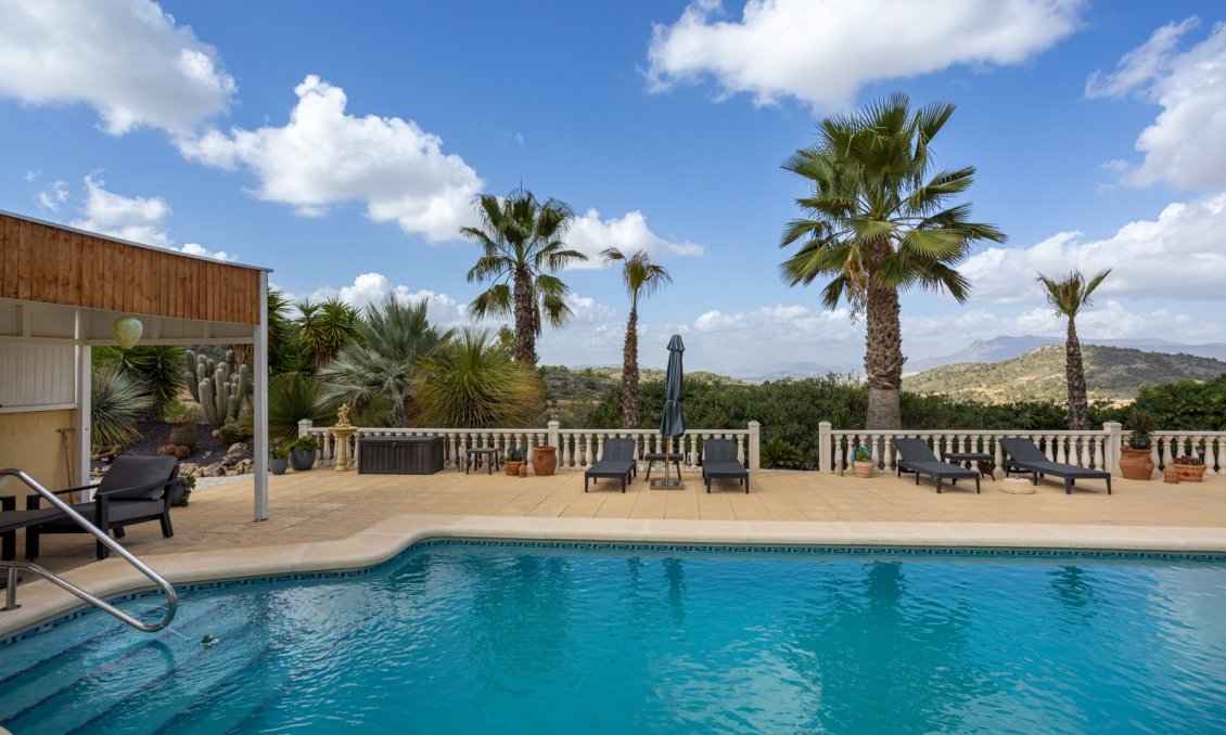 Resale - Villa -
La Zarza - Inland