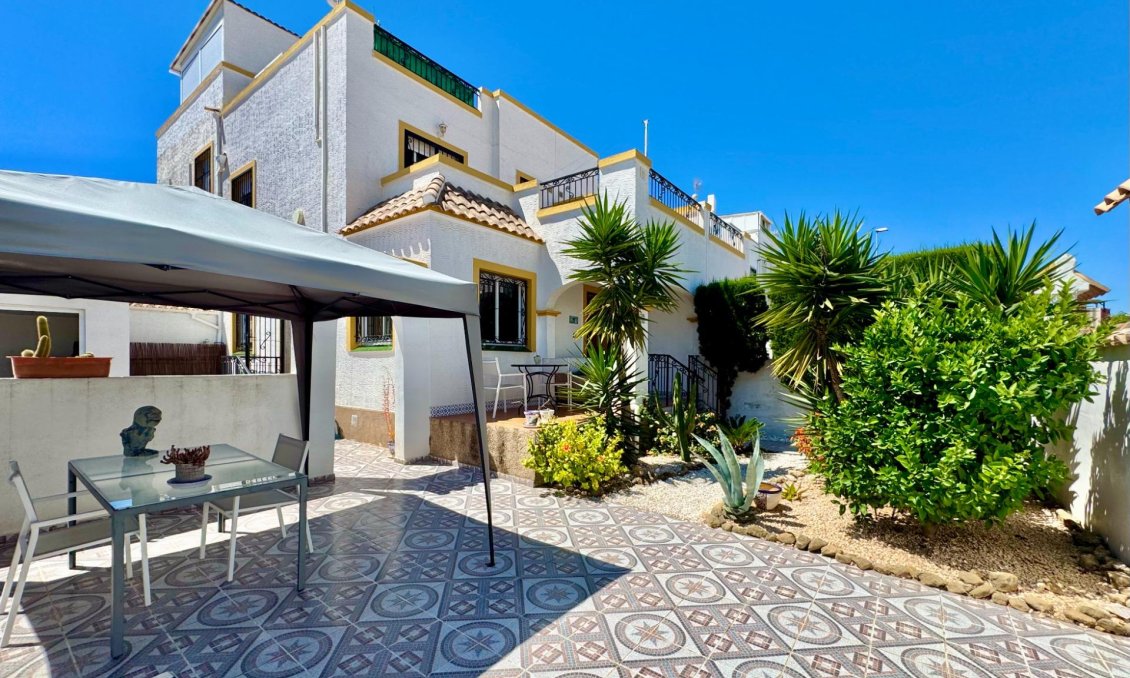 Resale - Townhouse -
Orihuela Costa - Los Altos