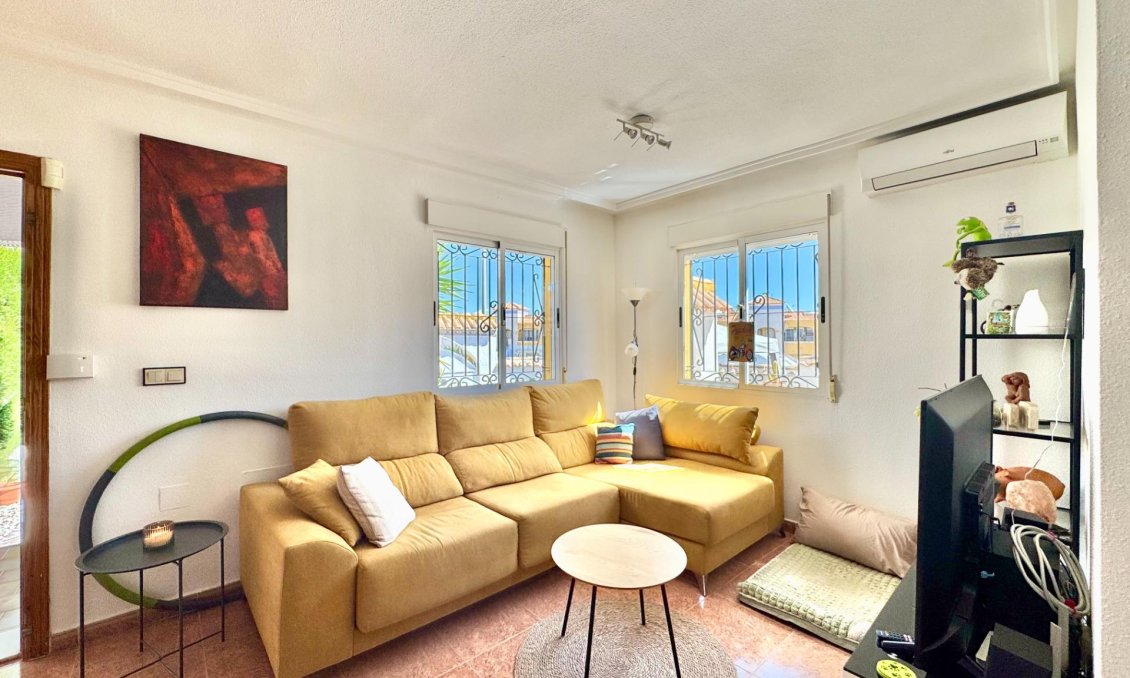 Resale - Townhouse -
Orihuela Costa - Los Altos