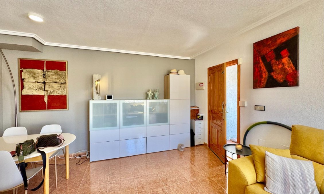 Resale - Townhouse -
Orihuela Costa - Los Altos