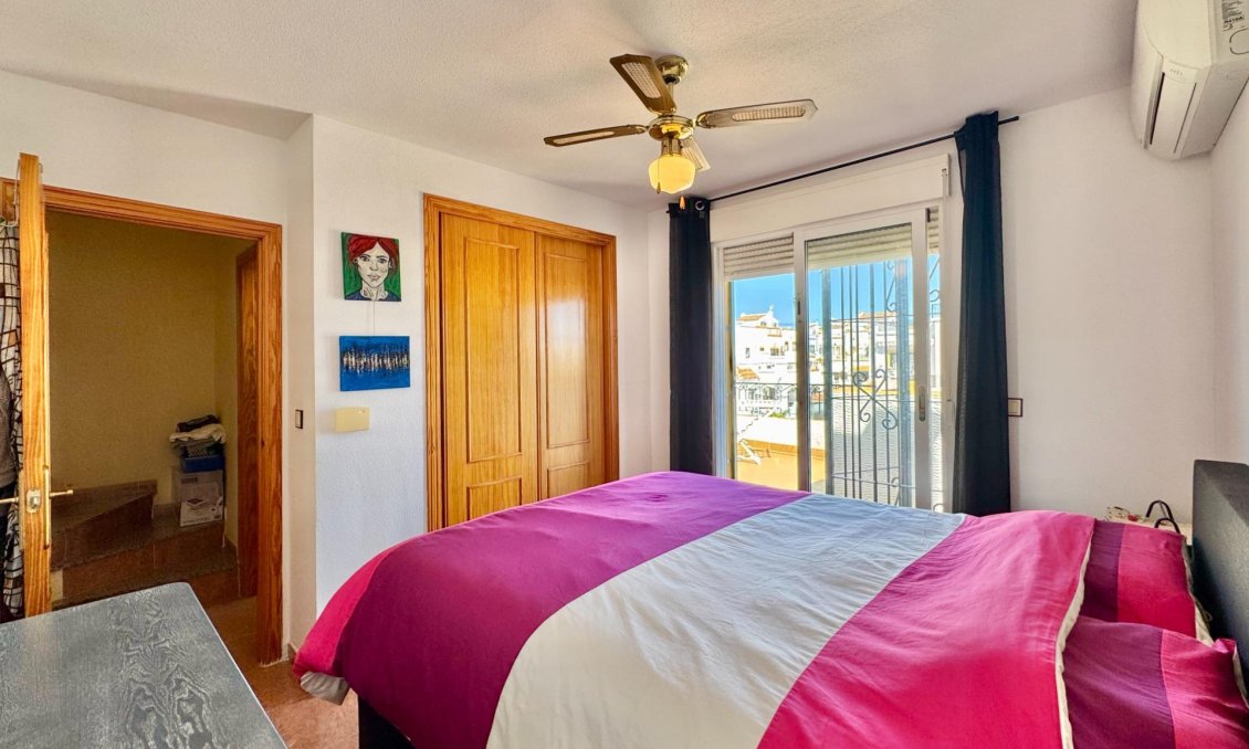 Resale - Townhouse -
Orihuela Costa - Los Altos