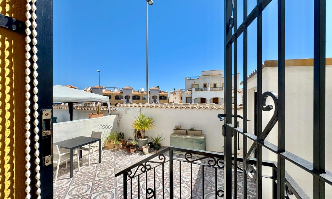 Resale - Townhouse -
Orihuela Costa - Los Altos