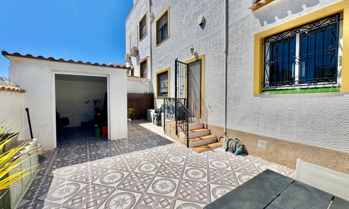 Resale - Townhouse -
Orihuela Costa - Los Altos