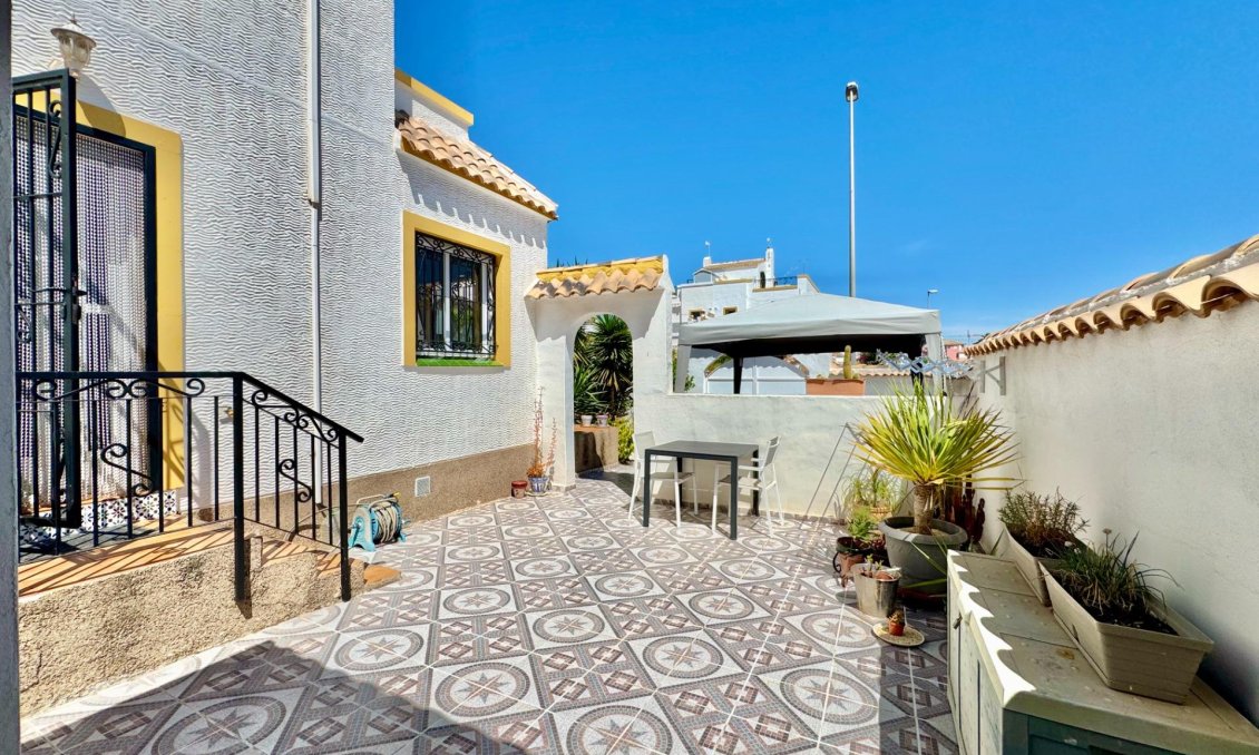 Resale - Townhouse -
Orihuela Costa - Los Altos