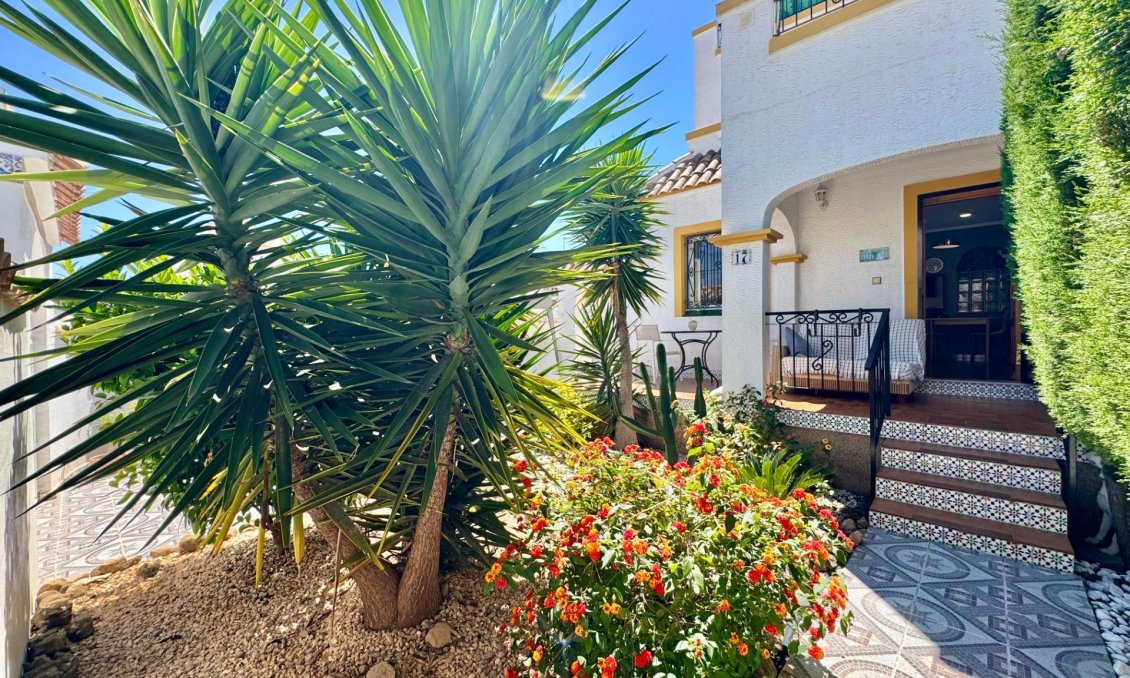 Resale - Townhouse -
Orihuela Costa - Los Altos
