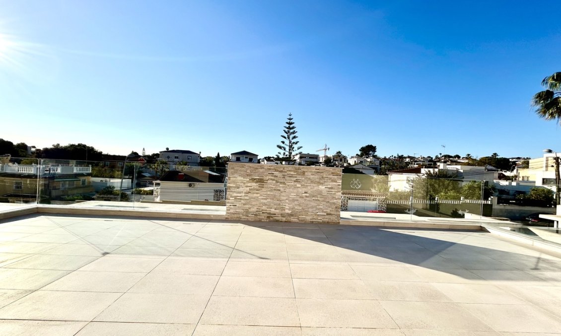 Resale - Villa -
Los Balcones - Costa Blanca