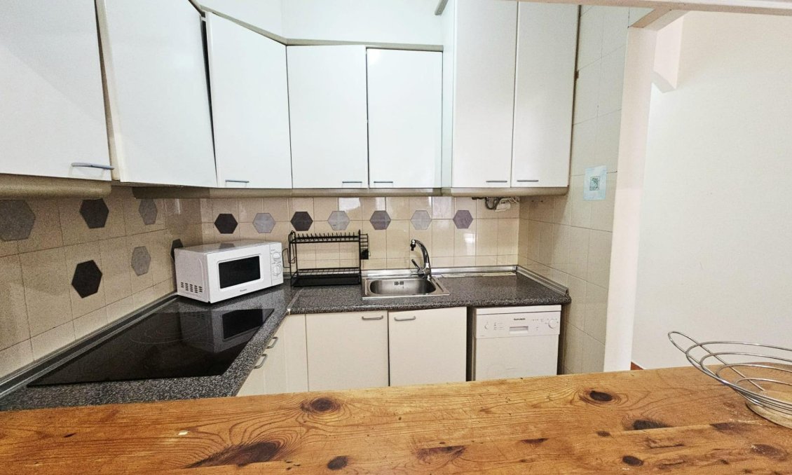 Resale - Bungalow -
Torrevieja - Nueva Torrevieja