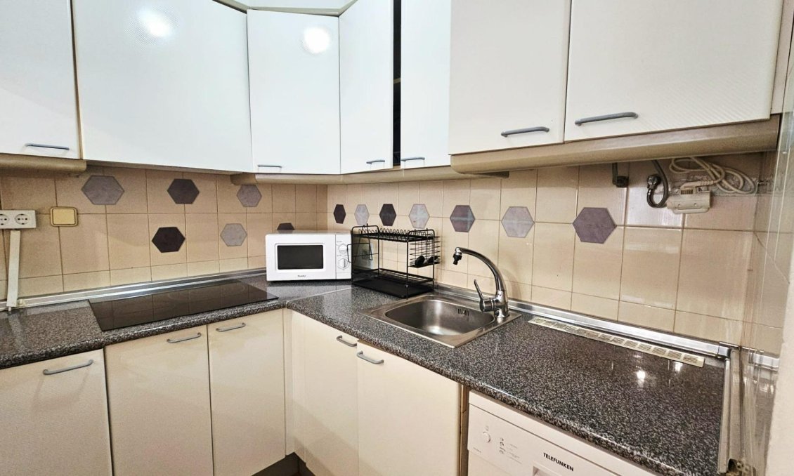Resale - Bungalow -
Torrevieja - Nueva Torrevieja