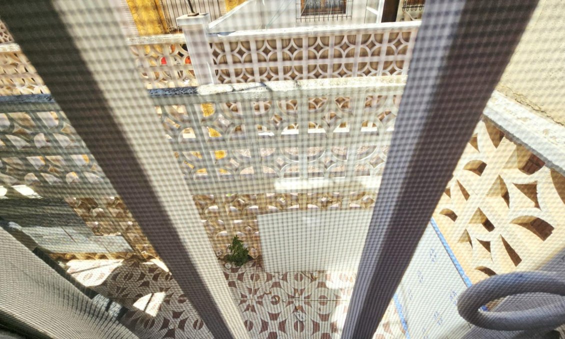 Resale - Bungalow -
Torrevieja - Nueva Torrevieja