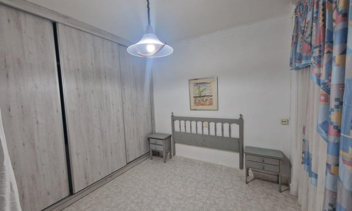 Resale - Apartment -
Torrevieja - Playa de los Locos