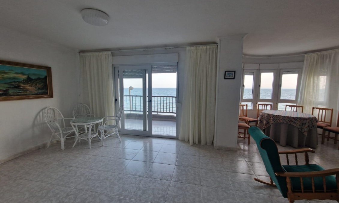 Resale - Apartment -
Torrevieja - Playa de los Locos