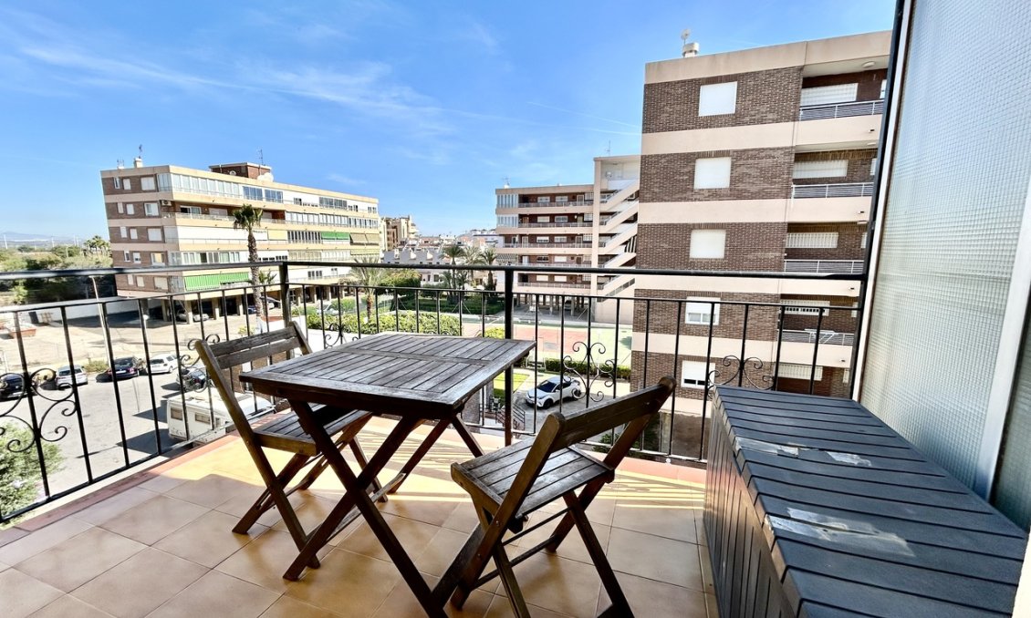 Resale - Apartment -
Torrevieja - Costa Blanca