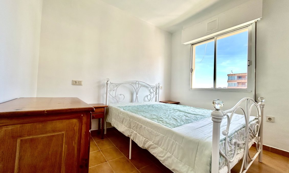 Resale - Apartment -
Torrevieja - Costa Blanca