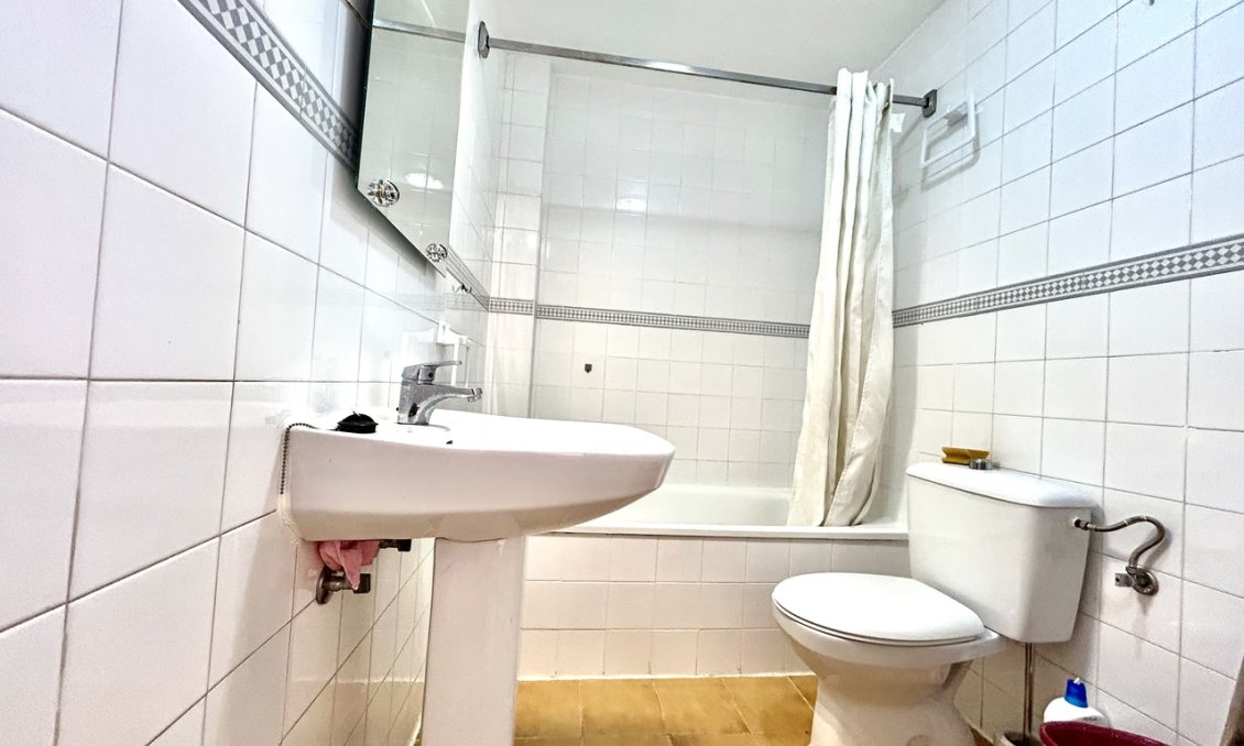 Resale - Apartment -
Torrevieja - Costa Blanca