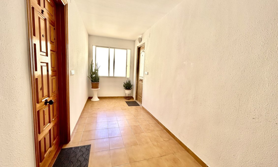 Resale - Apartment -
Torrevieja - Costa Blanca