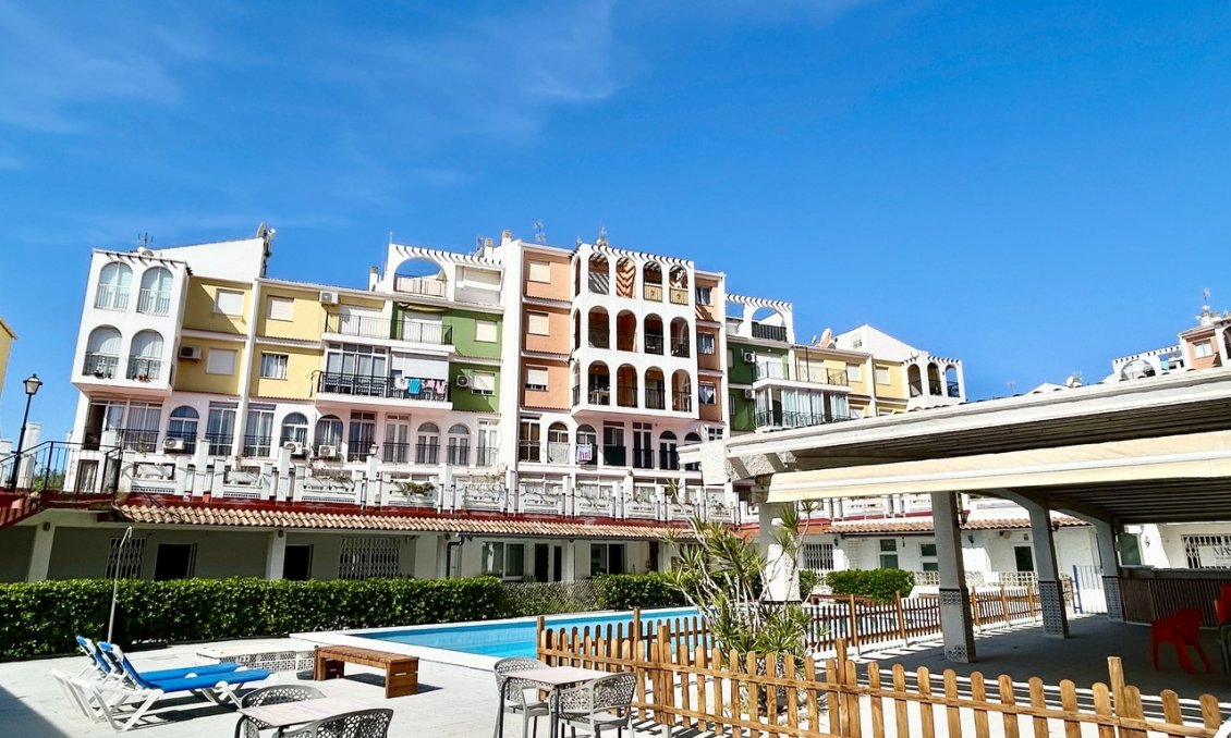 Resale - Apartment -
Torrevieja - Costa Blanca