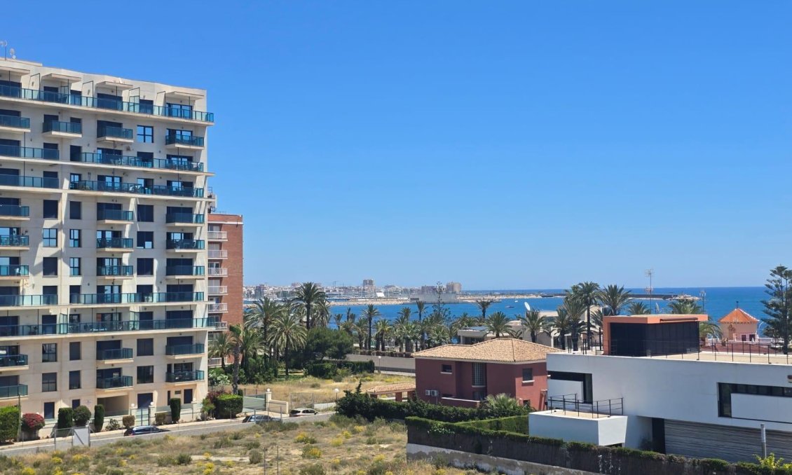 Resale - Penthouse -
Torrevieja - La Veleta