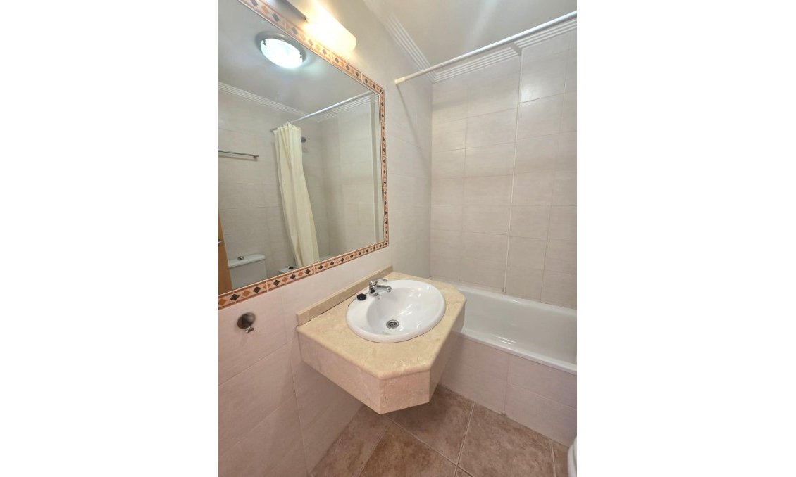 Resale - Penthouse -
Torrevieja - La Veleta