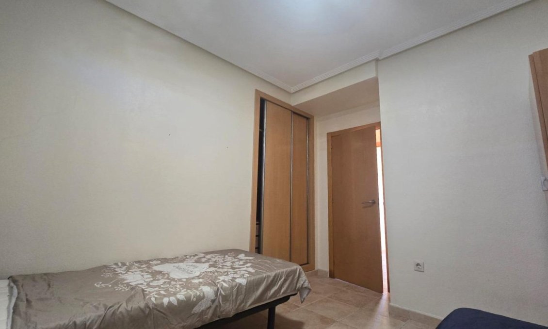 Resale - Penthouse -
Torrevieja - La Veleta