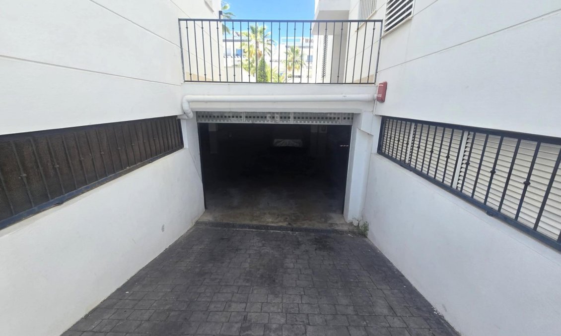 Resale - Penthouse -
Torrevieja - La Veleta