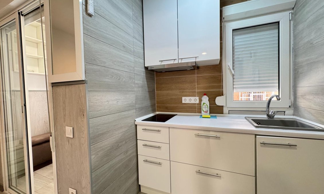 Resale - Apartment -
Torrevieja - Playa del Cura